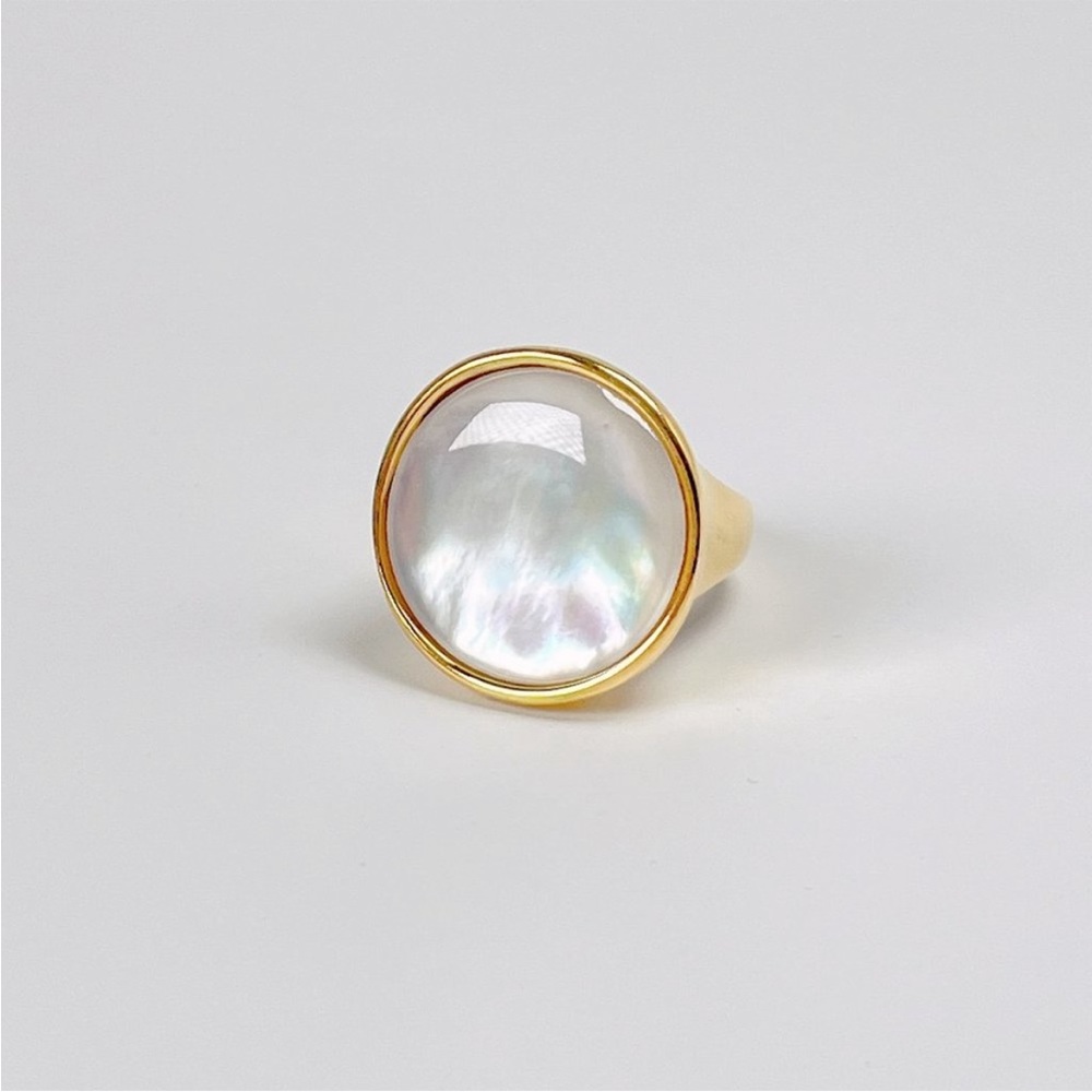 Large Round White Mother of Pearl 18K Gold Plated Ring